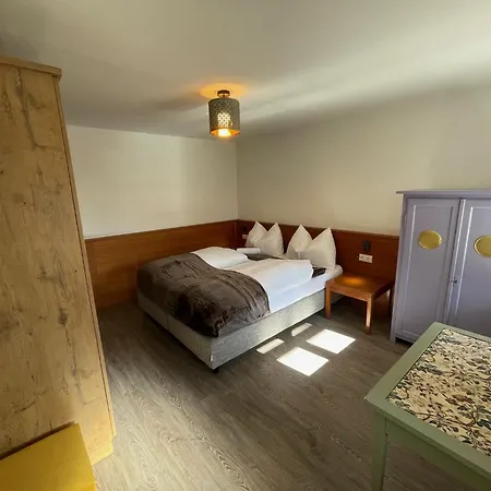 Am Kalvarienberg Villenapartment & Апартаменты *
