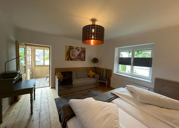 Am Kalvarienberg Villenapartment & Apartment Bad Ischl