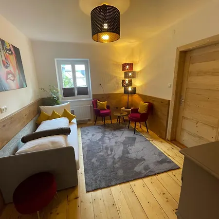 Am Kalvarienberg Villenapartment & Апартаменты *