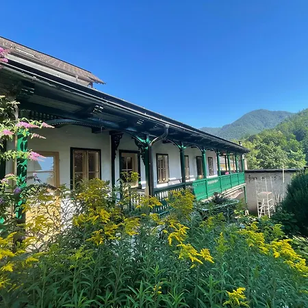 Am Kalvarienberg Villenapartment & דירה